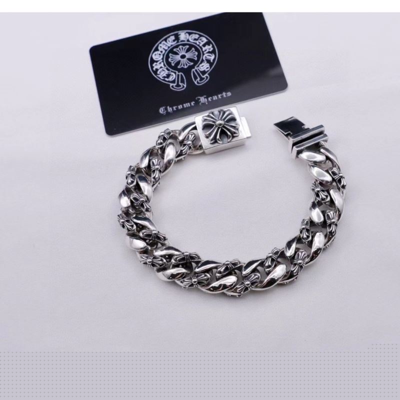 Ch**me He**ts bracelets